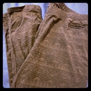Roots Aztec print leggings! Like new!